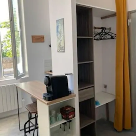 Apartment Centre-ville Rempart Wifi Netflix. *