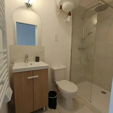 Centre-ville Rempart Wifi Netflix. Apartment
